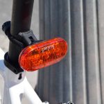 Baklampa CatEye Omni 3