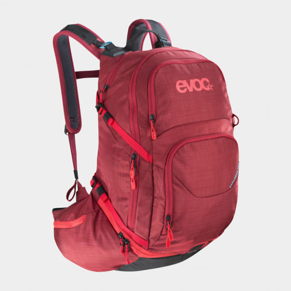 Cykelryggsäck EVOC Explorer Pro Heather Ruby, förberedd för vätskebehållare, 26 liter, röd