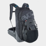 Cykelryggsäck med ryggskydd EVOC Trail Pro Black/Carbon Grey, förberedd för vätskebehållare, 10 liter, Large/X-Large