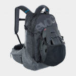 Cykelryggsäck med ryggskydd EVOC Trail Pro Black/Carbon Grey, förberedd för vätskebehållare, 26 liter, Large/X-Large