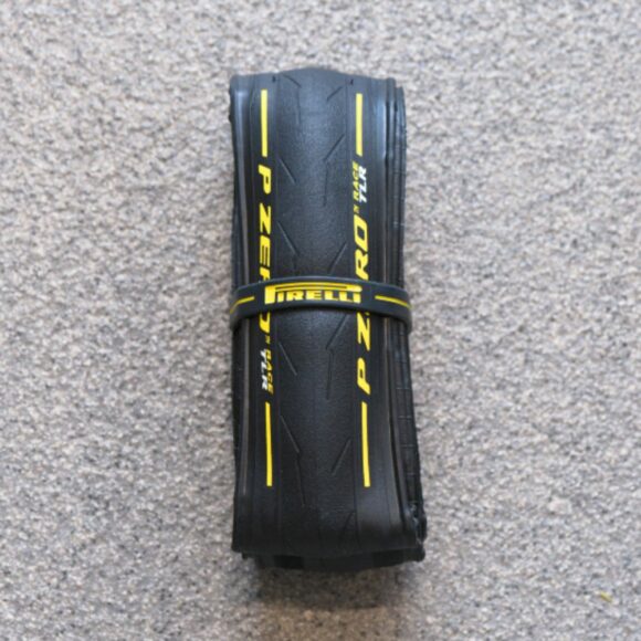 Däck Pirelli P ZERO Race TLR Colour Edition TechWALL+ SmartEVO Yellow 26-622 (700 x 26C / 28 x 1.00) vikbart