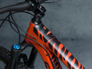 Ramskydd DYEDBRO Zebra Black Matt