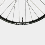 Tubelessventil CushCore Tubeless Presta Valve Set 44 mm, aluminium, 2-pack, svart + ventilkärneverktyg