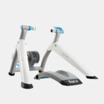 Cykeltrainer Tacx Flow, rulle mot bakhjul