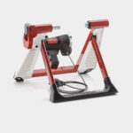 Cykeltrainer Elite Novo Force Deluxe Pack, rulle mot bakhjul