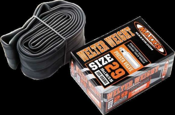 Cykelslang Maxxis Welter Weight 57/64-584 (27.5 x 2.2-2.5") racerventil 35 mm